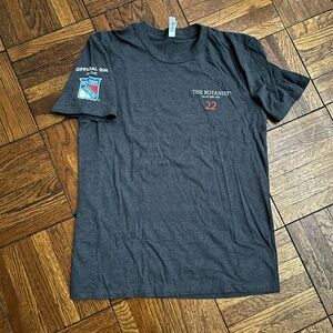 NEW YORK RANGERS X BOTANIST GIN t shirt. Generous Medium